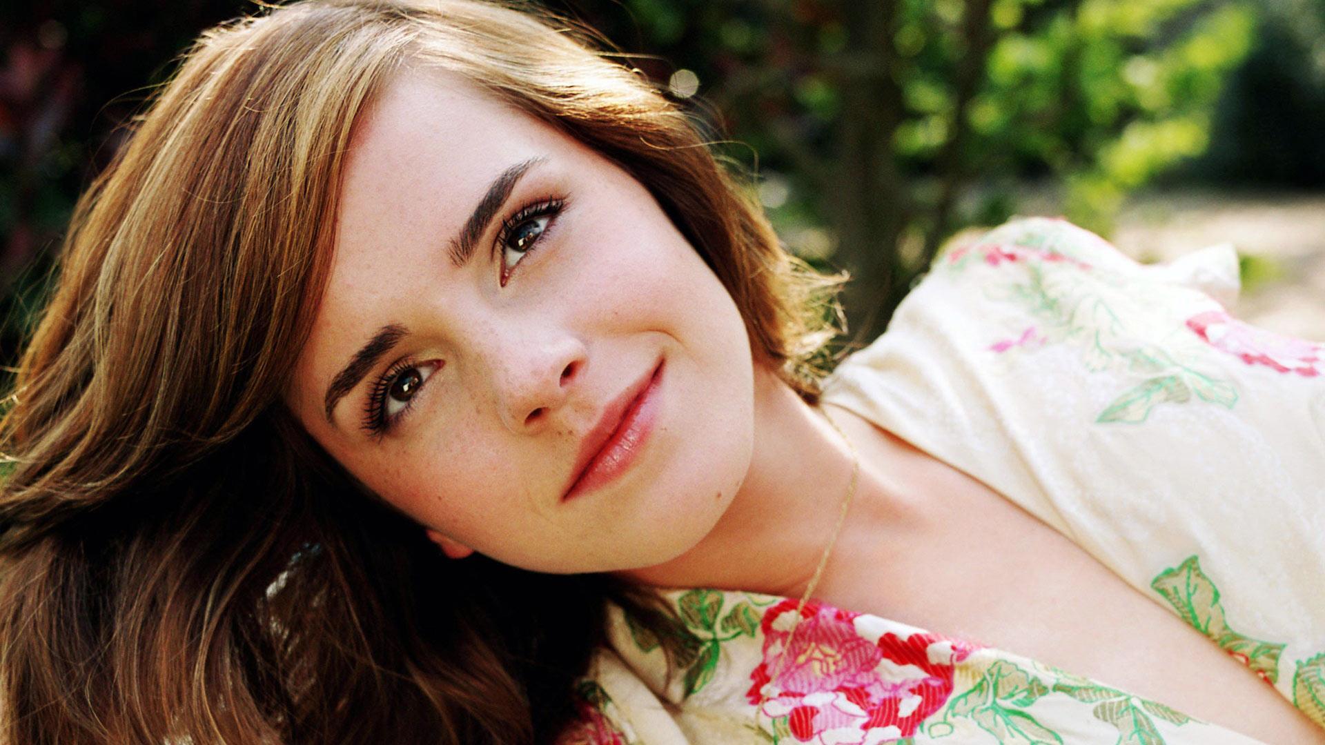 wallpaper-emma-watson-24